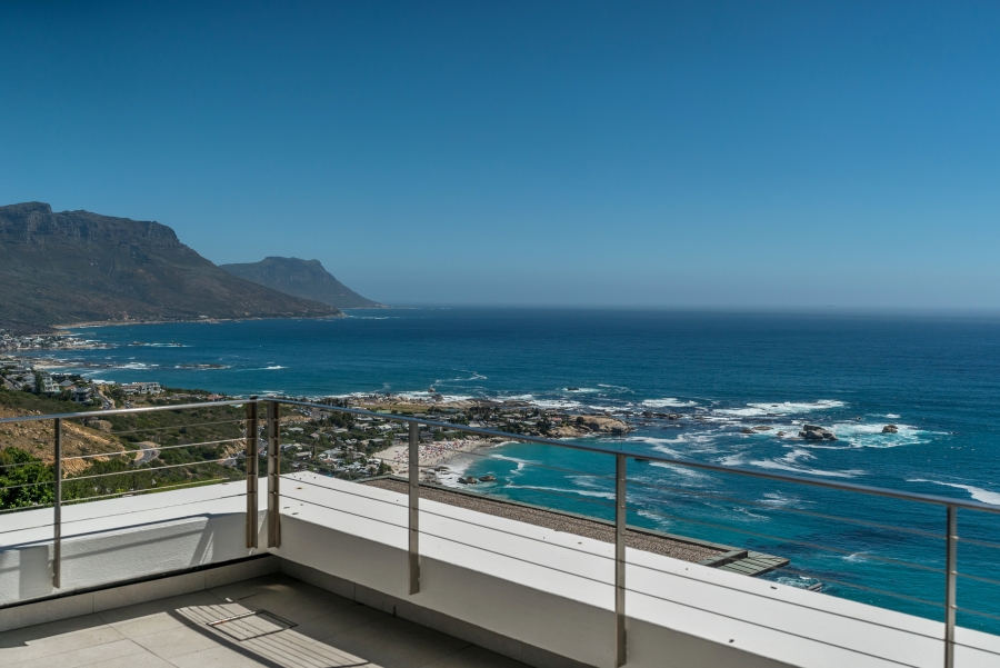5 Bedroom Property for Sale in Clifton Western Cape